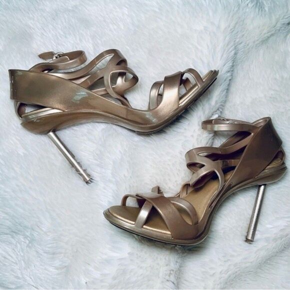 Sz US 7 Jean Paul Gaultier + Melissa stelitto gold jelly heels - Picture 1 of 12